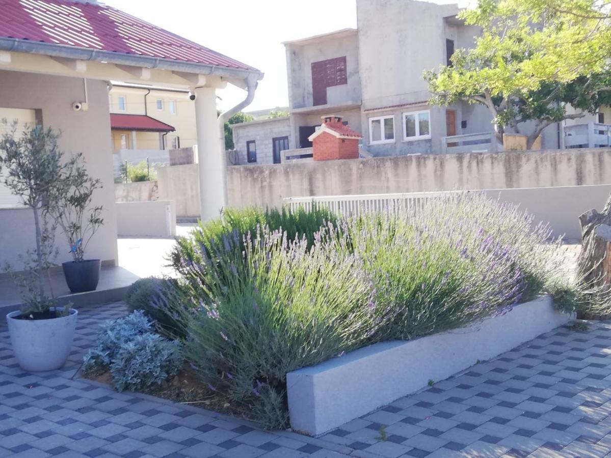 Apartment Villa Franci 帕格 外观 照片